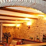 Oda ve Kahvaltı La Tour Du Terroir Rivesaltes