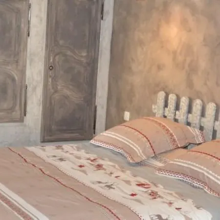 Bed and Breakfast La Tour Du Terroir