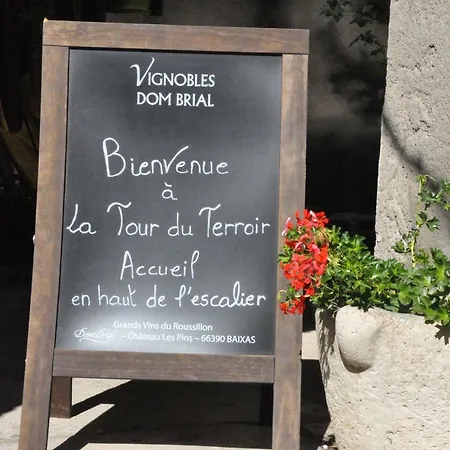 La Tour Du Terroir Bed & Breakfast 3*